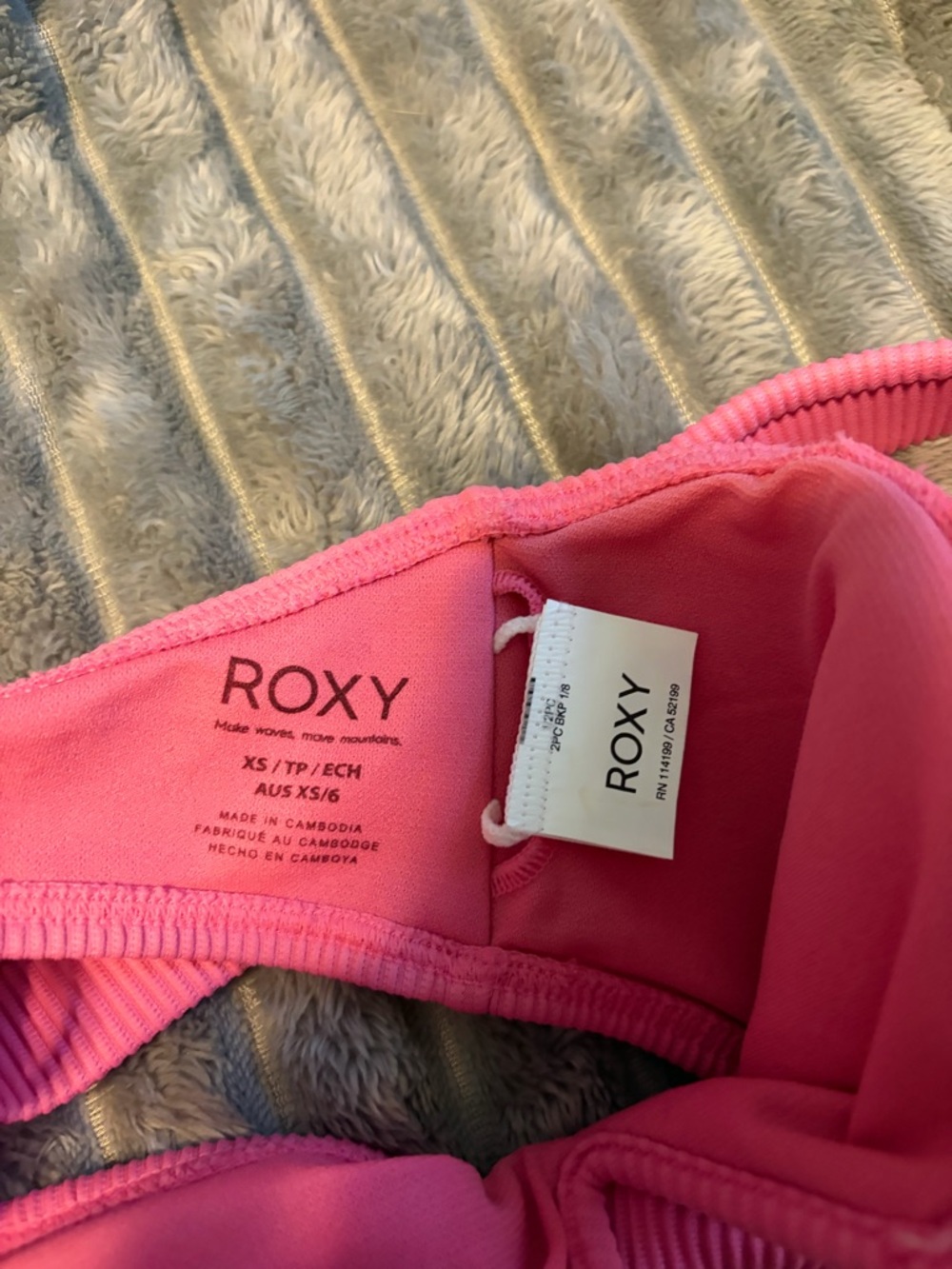 Roxy Ribbed Pink Swim Top - Picture 4 of 5
